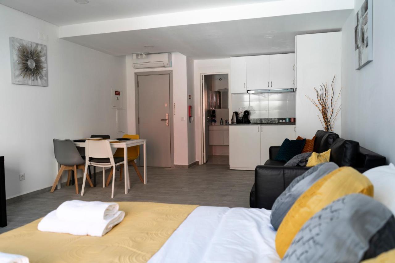Almada Downtown 203 Apartment Porto Luaran gambar